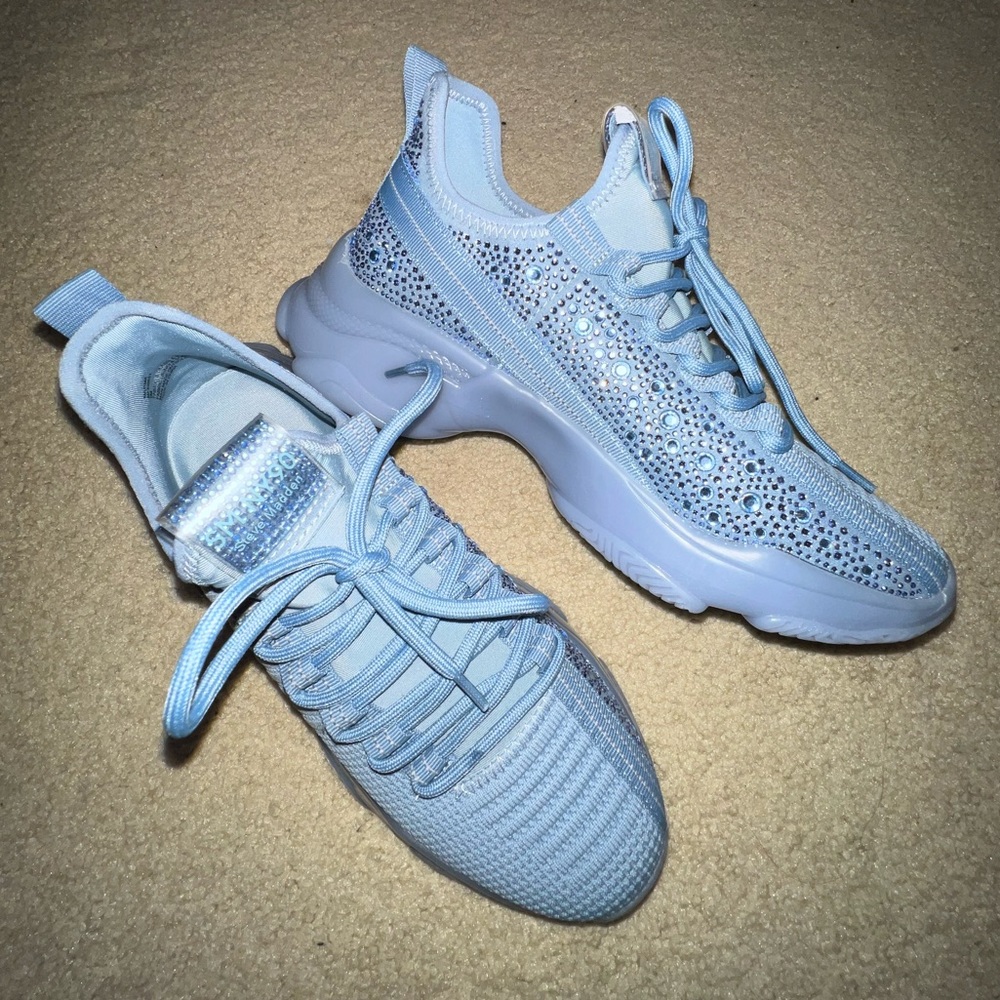 Steve Madden Maxima Rhinestone Baby Blue Sneakers Size 9 NEW